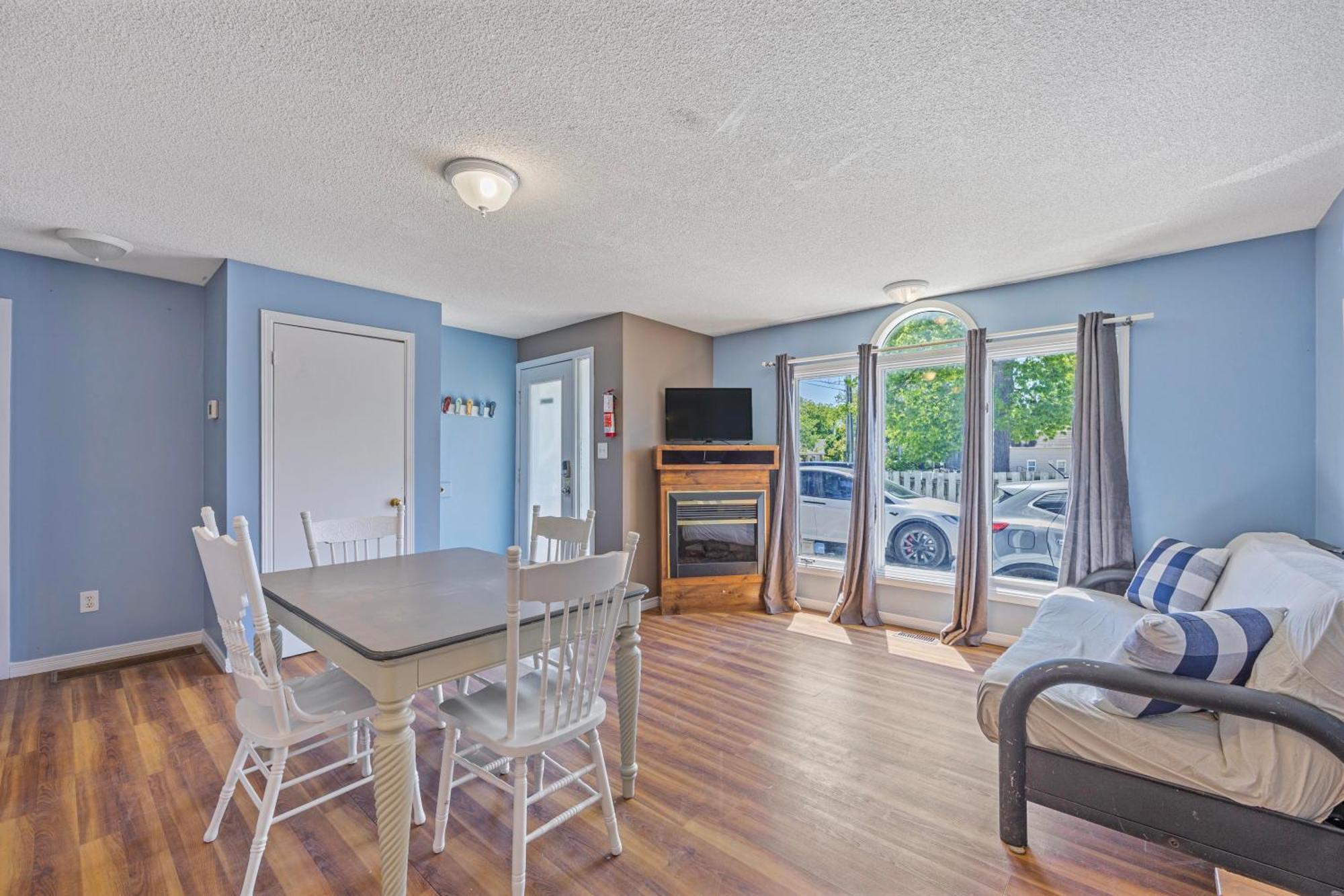 Riverfront Cottages ワサガビーチ エクステリア 写真